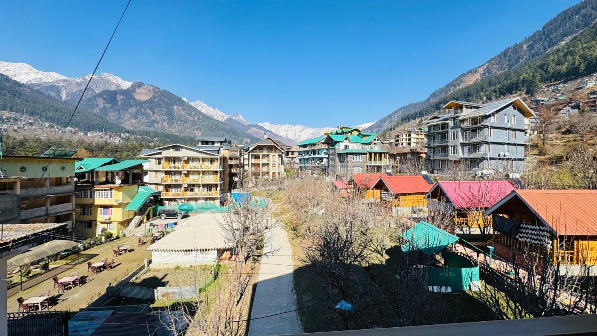 Hotel The Midnight Garden Manali Zewnętrze zdjęcie