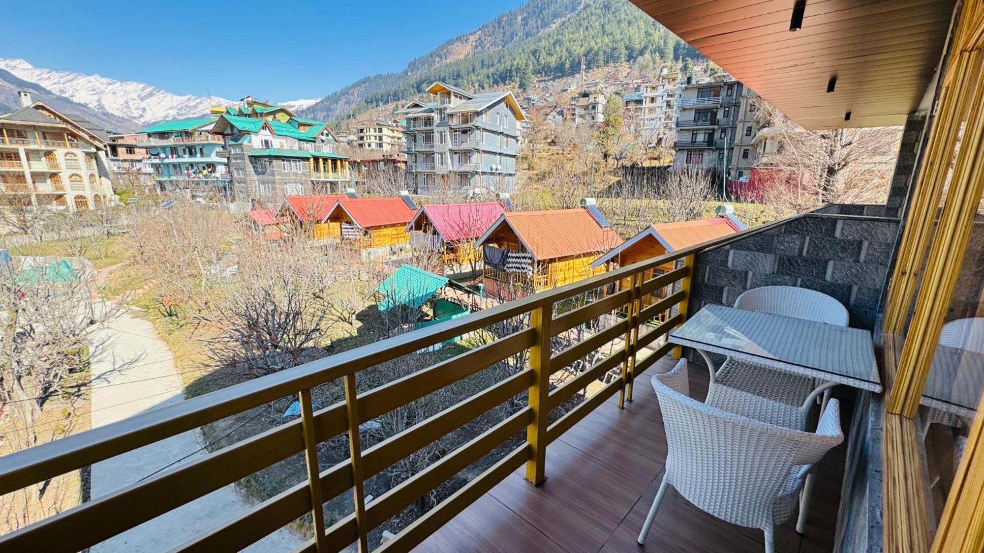 Hotel The Midnight Garden Manali Zewnętrze zdjęcie
